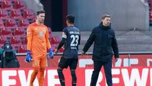 Schon gleich samstagnacht, noch bevor werder die trennung von. Werder Bremen Coach Kohfeldt Verteidigt Ergebnisorientierten Stil News