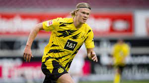 He plays as a striker. Hyffgfxrraos M