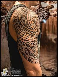 tatouage polynesien bras epaule polinezya dovmeleri maori dovme tasarimlari tribal dovmeler