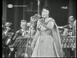 Maria bethânia viana teles veloso, nasceu em 18 de junho de 1946, na cidade de santo amaro na bahia. Maria Clara Praia Da Figueira 1965 No Festival Da Figueira Da Foz Youtube