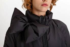 как завязать красивый бант из атласной ленты на платье Pin Ot Polzovatelya Scarffing Giant Scarves Gigantskie Sharfy Handmade Scarves Hendmejd Sharfy Snudy Kryuchkom Vyazanye Sharfy Na Doske Banty Platya