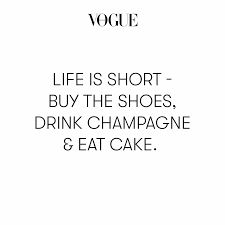 Entdecken Sie Hier Noch Mehr Vogue Zitate Quotes Quote Voguequote Voguezitate Fashionquote Stil Zitate Zitate Vogue
