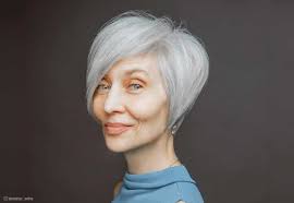 I love that her bangs are choppy and messy, not blunt. 20 Volumizing Short Haircuts For Women Over 60 With Fine Hair
