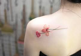 Hai tấm hình gần như giống hệt, nhưng bức ảnh được không bố không có margyn arnold. Top 89 Hinh XÄƒm Ná»¯ Ä'áº¹p Nháº¥t Giup Ghi Ä'iá»ƒm Trong Máº¯t Quy Ong
