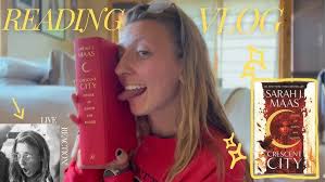 crescent city by sara j maas reading vlog