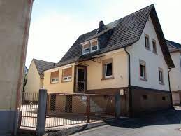 531 objekte auf 19 unterschiedlichen anzeigenmärkten gefunden. Haus Zum Verkauf Kirchstrasse 5 63776 Mombris Aschaffenburg Kreis Mapio Net