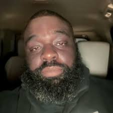 My new shit out what songs yaw rockin wit . #GUFU #OutNow  https://lnk.to/GunsUpFundsUp