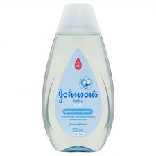 When a baby is born, their skin is at its most delicate. Johnson S Baby Bath 200ml