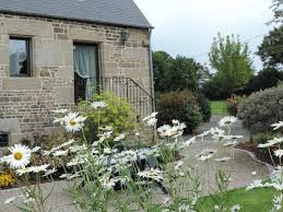 Gite La Tourteliere 14380 Courson En 2020 Salle D Eau Maison De Caractere Plage Du Debarquement
