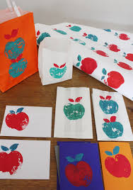 Maybe you would like to learn more about one of these? Anleitung Stoffe Bedrucken Mit Apfeln Solebich De