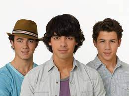 Kevin Jonas Joe Jonas Y Nick Jonas En Camp Rock 2 The Final Jam Jonas Brothers Camp Rock Peliculas