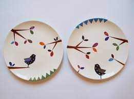 Bird Series Composition Of Two Wall Hanging Plates Pottery Painting Designs Diy Pottery Pottery Designs