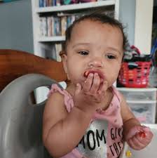 Amber Wenderoth's Instagram, Twitter & Facebook