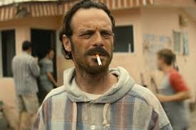 Clavel was a prisoner who enjoyed certain prerogatives and this allowed him to move freely through others are killed or later wounded, including clavel moreno himself, who is intercepted by a state. Narcos Mexico Season 2 Cast Guadalupe