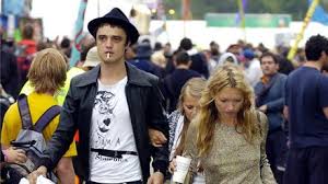 Is shannen doherty related to pete doherty? Kate Moss And Pete Doherty S Weekends Couldn T Have Been More Different Grazia