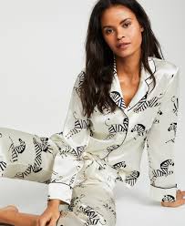 There's no doubt that sleepwear is the ultimate relaxation clothing. 25 Best Pajamas For Women To Cozy Up In All Winter Glamour