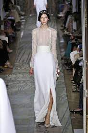 26 Years Of Valentino Haute Couture Wedding Dresses In 2020 Valentino Dress Couture Wedding Dress Couture Haute Couture Wedding Dress