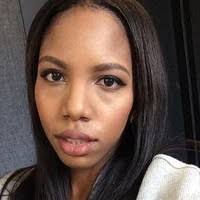 100+ profilů „Hatchett“