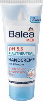 Nabízí vše od šamponu a kondicionéru, přes čištění pleti a péči o obličej až po sprchové gely. Balea Med Med Handcreme 100 Ml Inci Beauty