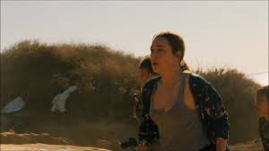 Horror movie nudes: Alycia Debnam-Carey - Fear The Walking Dead - GIF Video  | nudecelebgifs.com
