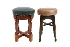 What kind of stools are made of wood? Traditional Bar Stools Traditional Wooden Pub Stools