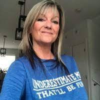 Miranda Hartman's Instagram, Twitter & Facebook