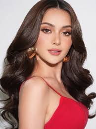 Lalisa🥹🤍 #parisfashionweek