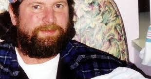 Glen Twigg's Instagram, Twitter & Facebook