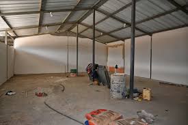 Esta tarde, el alcalde Armando Figueroa Agurto y el capitán de Policía Edwin  Merchán, director de la escuela de formación de Policías, mantuvieron una  reunión y posterior recorrido por las instalaciones donde