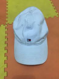 Jual Topi Tommy Hilfiger Premium Fesyen Pria Aksesoris Topi Di Carousell