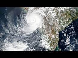 Disfruta de proteger tus prendas con nuestros detergentes en polvo y líquidos a increíbles precios. El Ciclon Tauktae Toca Tierra En La India Con Vientos Que Podrian Alcanzar Los 185km H Youtube
