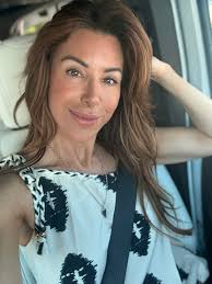 A little makeup and creativity can go a long way in achieiving a look that  makes you appear younger than your age. Here's my in-depth makeup  application tutorial that takes you step