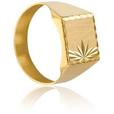 Chevaliere Carree Ciselee Or Jaune 9k Lucas Lucor Ocarat Le 18 carats est international. chevaliere carree ciselee or jaune 9k