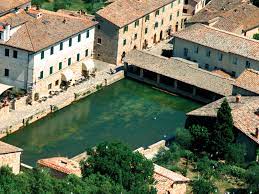 Bagno Vignoni A Wonderful Spa Resort In The Middle Of Tuscany Visititaly Eu