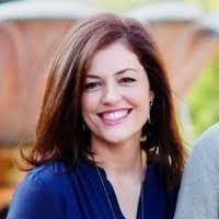 Kelly Gavin's Instagram, Twitter & Facebook