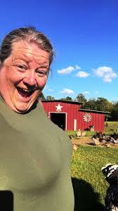 Misty Farmer's Instagram, Twitter & Facebook