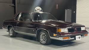 Image result for Maroon 1987 UMM