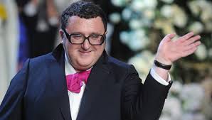 «платье нужно шить так, чтобы девушка счастливо вышла замуж». Umer Alber Elbaz Bloger Encore Na Sajte Spletnik Ru 25 Aprelya 2021 Spletnik