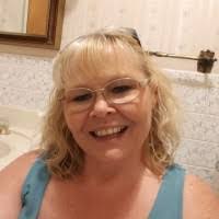 Melissa Stoneking's Instagram, Twitter & Facebook