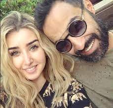 الفنانة هنا الزاهد مع زوجها الفنان أحمد فهمى تصوير : Ø§Ù„Ø¬Ù…Ù‡ÙˆØ± ÙŠØ³Ø®Ø± Ù…Ù† ÙØ§Ø±Ù‚ Ø§Ù„Ø³Ù† Ø¨ÙŠÙ† Ø£Ø­Ù…Ø¯ ÙÙ‡Ù…ÙŠ ÙˆÙ‡Ù†Ø§ Ø§Ù„Ø²Ø§Ù‡Ø¯ Ø¨Ø§Ø¨Ø§ÙƒÙŠ Ø¹Ø³Ù„ Ù‚ÙˆÙŠ Ù…Ø¬Ù„Ø© Ø§Ù„Ø¬Ù…ÙŠÙ„Ø©