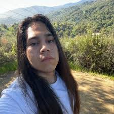 Jennifer Sorto's Instagram, Twitter & Facebook