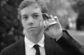 Thanatosis (Short 2012)