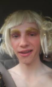 My Halloween costume this year I went as miss Effie Tinket 💖This is my  favorite of her looks. Catching fire is my favorite book and movie. I have  cosplayed as Katniss a