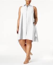 This A Line Trapeze Dress Flatters Plus Size Apple Shapes By Skimming Over The Belly And Showing Dresses For Apple Shape Apple Shape Outfits Plus Size Fashion