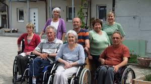 Es bietet einen zufluchtsort, an dem sich kinder sicher von ihrer operation erholen können. Traumhauser Ein Haus Der Hoffnung Traumhauser Br Fernsehen Fernsehen Br De