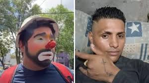 NO SE RINDE HASTA ENCONTRAR A SU AMIGO 🙏🏼 El payaso Luis Antonio Mendoza  se encuentra buscando a su amigo Erick Acevedo Romero, operador de la Ruta  14, quien resultó #herido tras