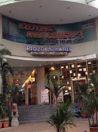 Variety of shopping malls are within walking distance such as berjaya times square, low yat plaza, sungei wang plaza, lot 10, fahrenheit 88. Entrance Of Plaza Low Yat Picture Of Low Yat Plaza Kuala Lumpur Tripadvisor