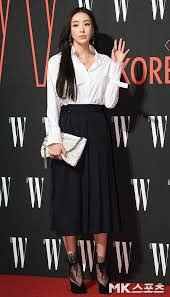 섹시 복근 드러낸 이다희, 모두가 놀랐다 스타 화보. ì´ë‹¤í¬ í° í‚¤ê°€ ë§¤ë ¥ Mkí¬í†  ë§¤ì¼ê²½ì œ