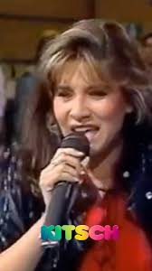 Julio no se aguanta más y se nos vino encima ! Tenemos la fecha para  nuestro aniversario, Sábado 20 de Julio en nuestra Iglesia Blondie  Próximamente toda la info y link de