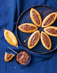 Barquettes Au Chocolat Pour 6 Personnes Recettes Elle A Table Recette Recettes De Cuisine Recette Alimentation